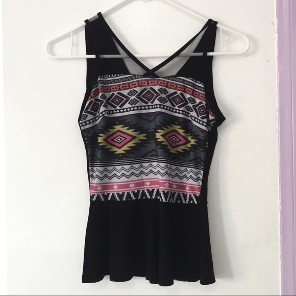3 for $25 : divine doll ⋆ aztec print top - Picture 4 of 7
